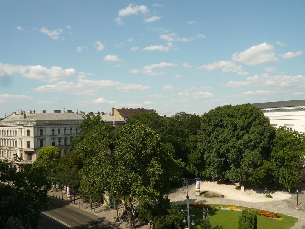 Museum View Apartment Budapest Ngoại thất bức ảnh
