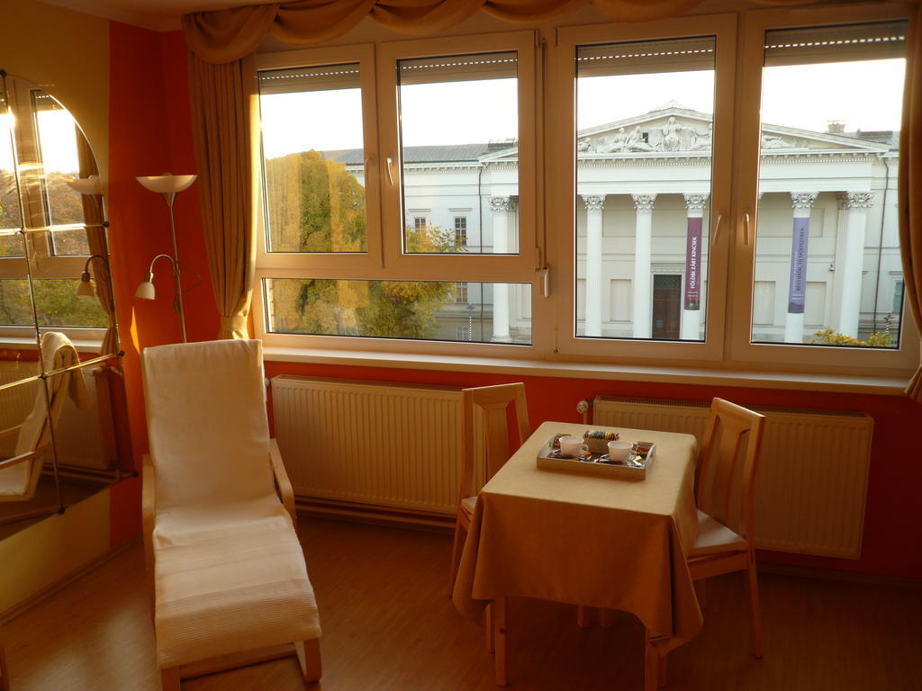 Museum View Apartment Budapest Phòng bức ảnh